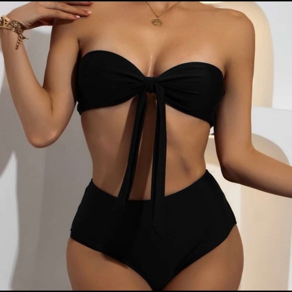 🔥CLEARANCE🔥SPIAGGIA  3-Piece Bikini & Maxi Cover Up - Picture 3 of 6